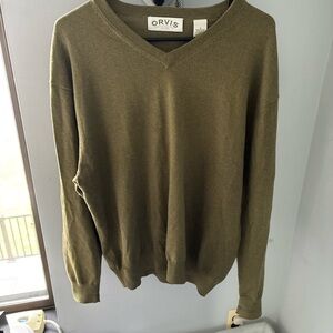 Orvis Men's Olive Green V-Neck Sweater